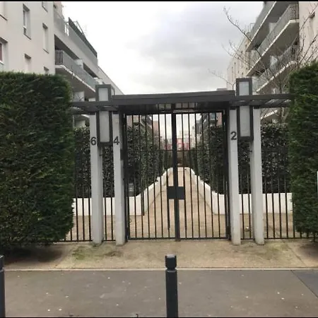 Fratellini 3 Bedroom Bright And Design Apartment Saint-Ouen (Seine-Saint-Denis)